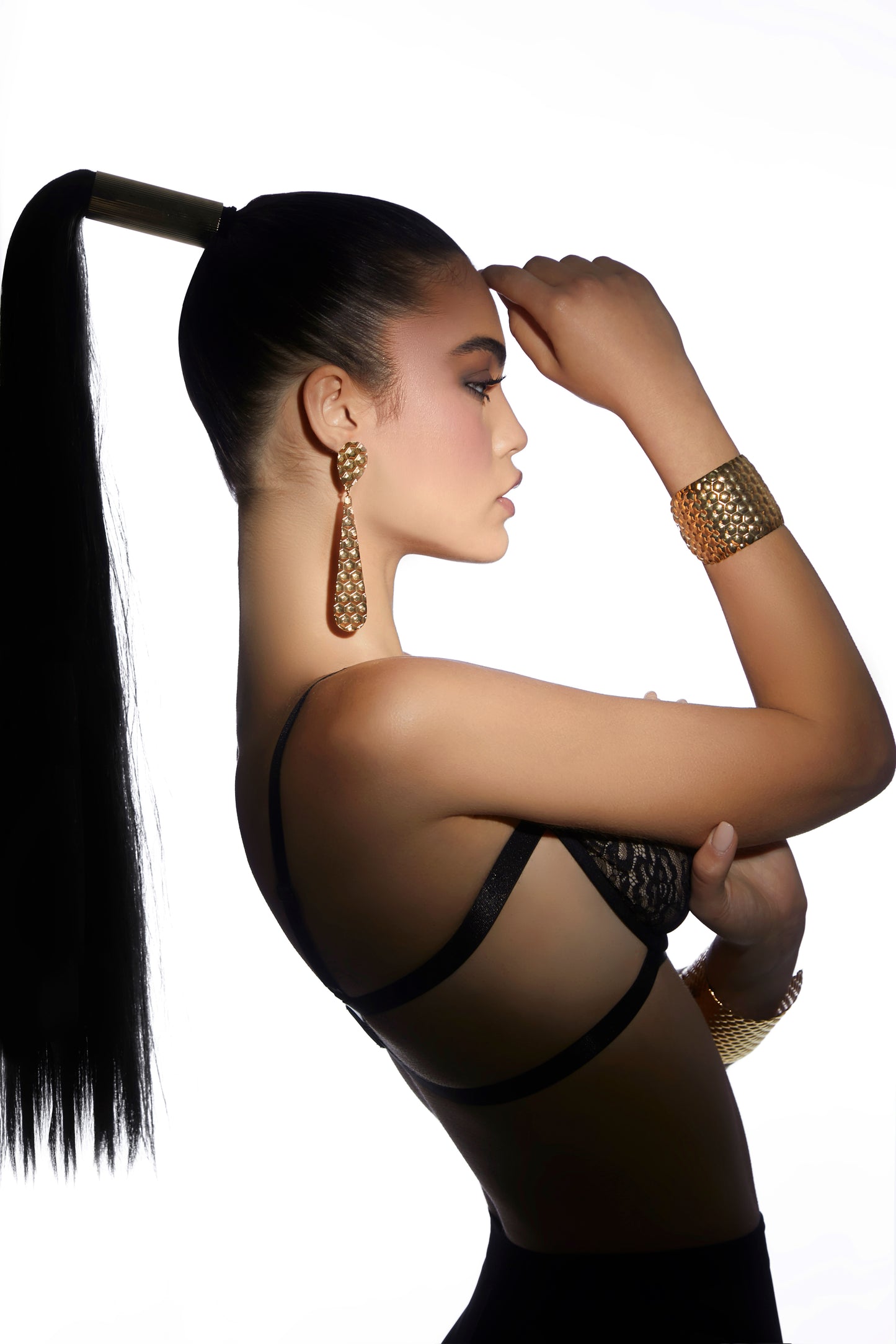 BOUCLES D'OREILLES EN LAITON PLAQUÉ OR 18KT