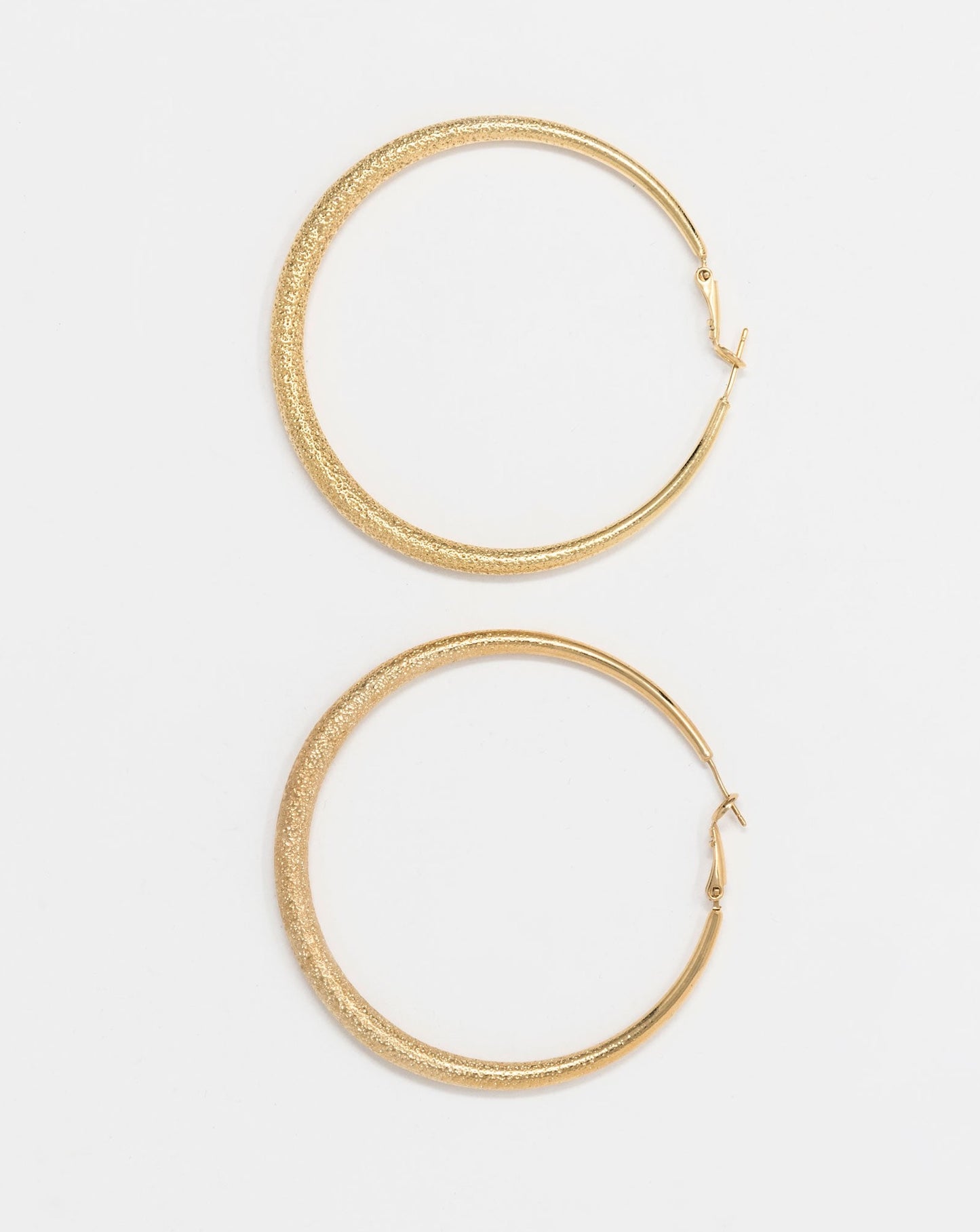 ORECCHINI A CERCHIO IN OTTONE PLACCATO ORO 18KT