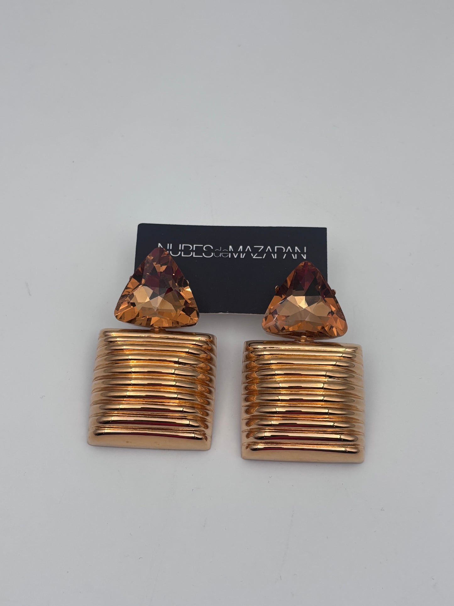 ORECCHINI AL LOBO IN OTTONE PLACCATO ORO 18KT