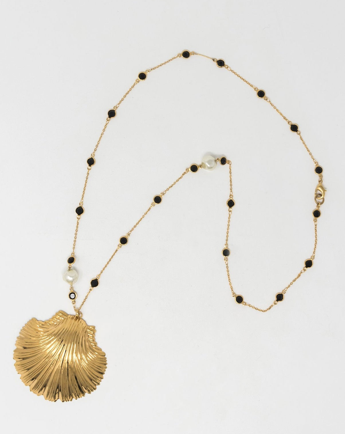 COLLIER LONG EN LAITON PLAQUÉ OR 18KT