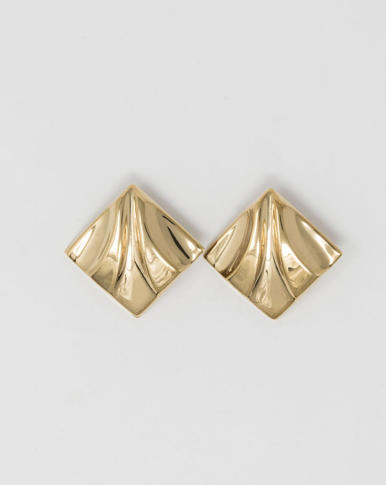 BOUCLES D'OREILLES EN LAITON PLAQUÉ OR 18KT